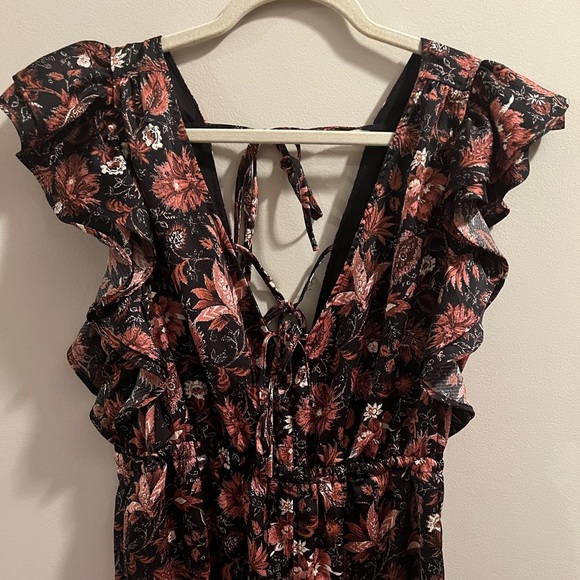 NWT Madewell Deep-V Ruffled Jumpsuit - Picture 6 of 10